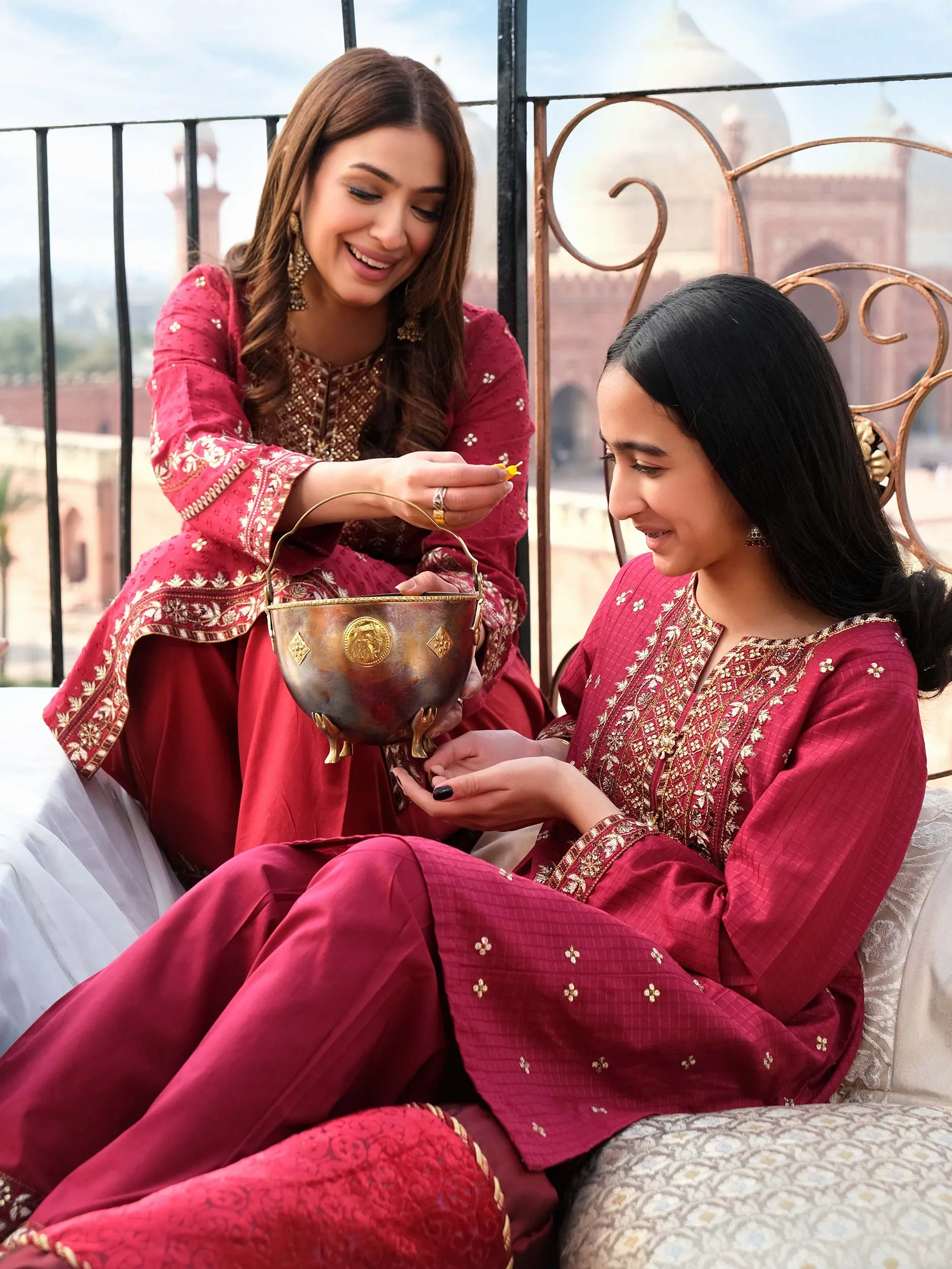2 Piece Lawn Suit-Embroidered