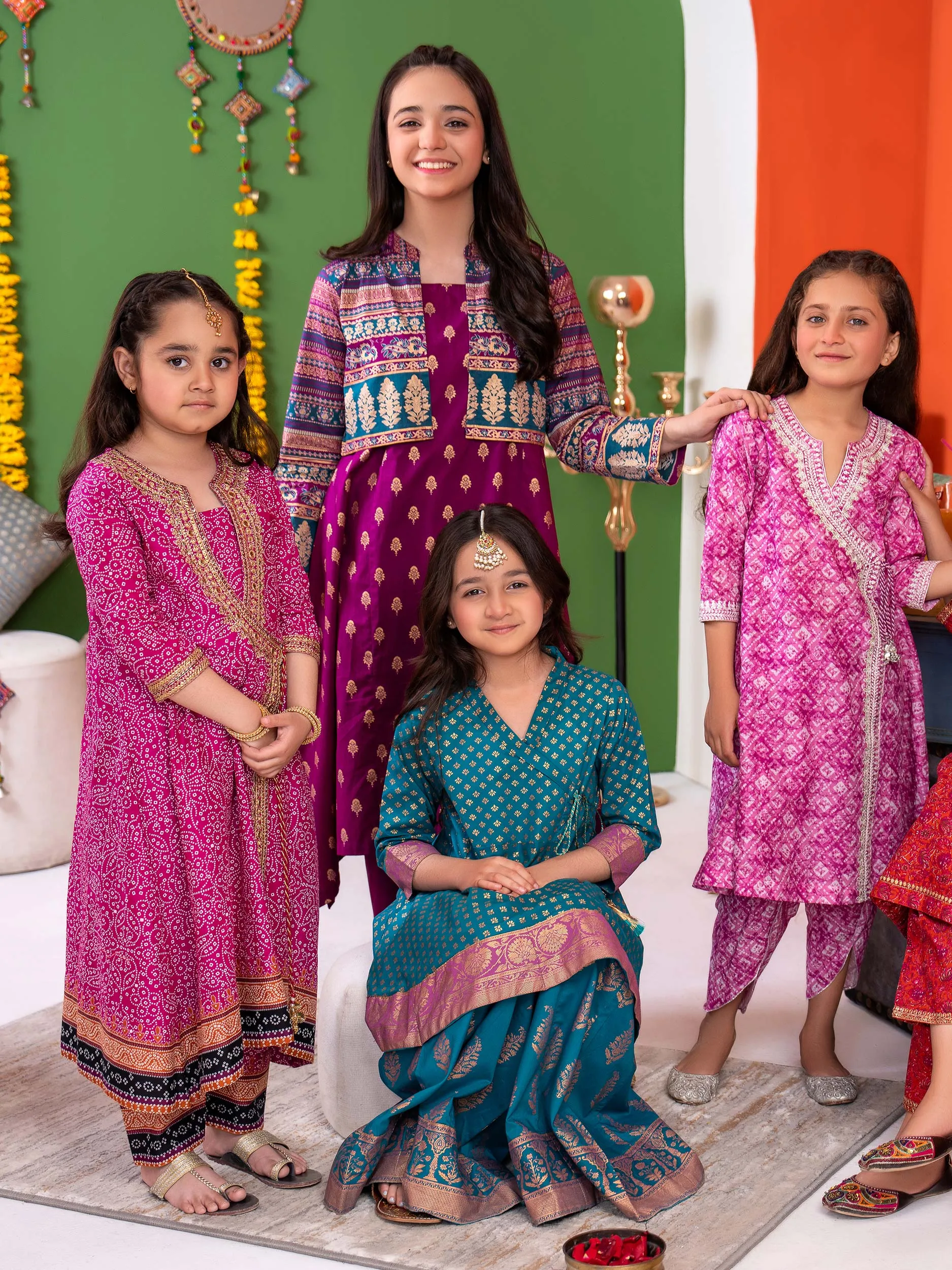 2 Piece Lawn Suit-Embroidered