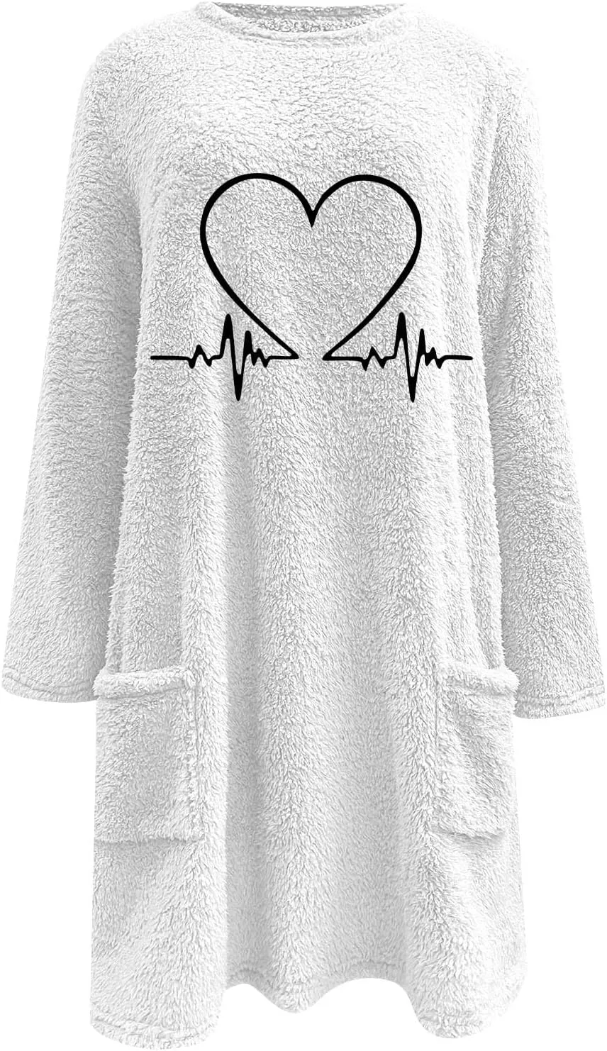 Women's Sherpa Sweatshirts Pockets Casual Pullover Sweaters Long Sleeve Heart Printed Coral Fleece Warm Winter Tops
